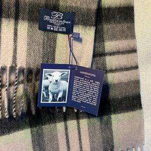 Ballantrae Edinburgh Lambswool scarf. Brand New with tag